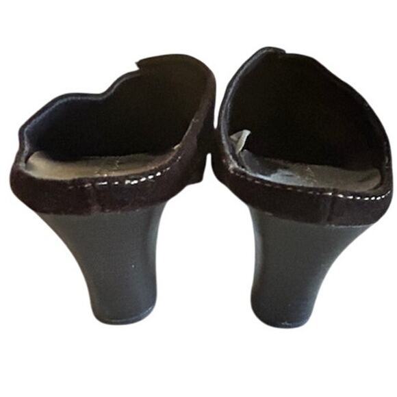 Aerosoles Brown Suede Slip-On Mules with Buckle Detail – Women’s Size 7B (EU 38) - Picture 5 of 8